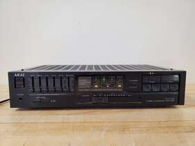 Akai Am-a402 Stereo Integrated Amplifier With Equalizer - Works Read