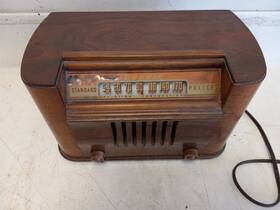 0526e Bendix Vintage Model Table Top Am Tube Type Radio Nice Wood Case Working