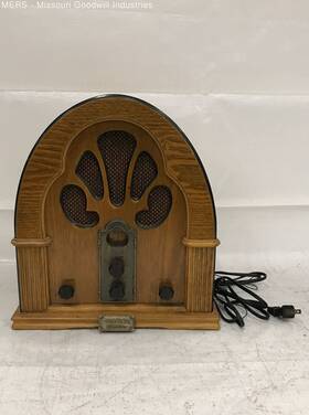 Cr-35 Crosley Collectors Edition Radio Model