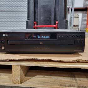 Dcm-27 Denon Cd Changer Used Powers Up One Owner