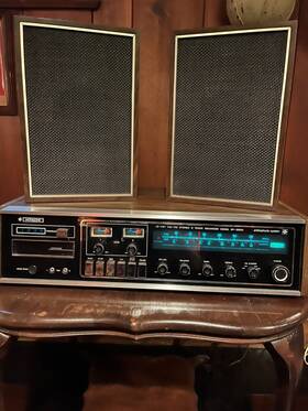 Sp-2900 Hitachi Vintage Receiver With Speakers Circa 1970 S. Hardly Used. Near Perfect