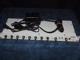 8002mcb-xlr Intelex Intelix 8-channel Rack Mount Mixer With Power Supply