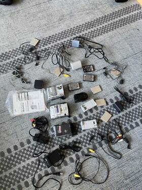 Gr-dvp3 Jvc Bundle Video Cameras Not Tested As Is