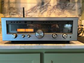 R-1120 Luxman 1978-79 Vintage Stereo Receiver With Rosewood Case