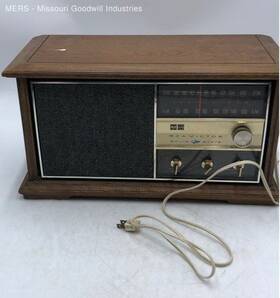 Rjc50s Rca Victor Solid State Pecan Brown Wooden Radio