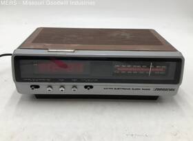3626 Soundesign Am-pm Electronic Clock Radio
