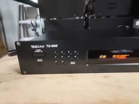 Tu-690 Tascam Model Am/fm Stereo Receiver