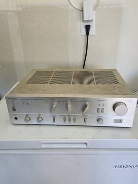 Su-v7 Technics Stereo Integrated Dc Amplifier Sold As Is Parts Repair Powers On