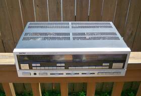 Jr-s200 Ultrx Am/fm Stereo Receiver By Sanyo Model R35-1 Tested Fully Working