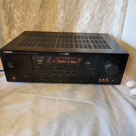 Rx-v465bl Yamaha Rx V465 5.1 Channel 105 Watt Receiver Untested For Parts Or Repair
