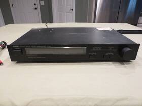 T-320 Yamaha Vintage Natural Sound Stereo Analog Tuner Am/fm With Box - Japan