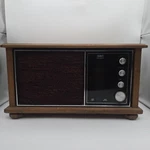 Rca Rzc 280S Am Fm Radio Solid State Pecan Finish Vtg Audio Receiver (works). Fixed Price $39.99.