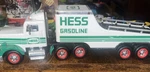 1991 Hess Toy Tractor Trailer Truck Vintage Collectible, Read And See All Pics. Fixed Price $19.00.