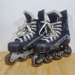 Bauer Vapor X300R Inline Roller Hockey Skates Youth / Men Size 1R 2 Shoe. Fixed Price $129.99.