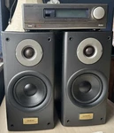 Onkyo R-05 Fm Stereo Tuner Amplifier Super Bass Speakers W/ Matching Serial. Fixed Price $190.00.