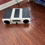 -us Duty Paid- Read Yamaha Cd Receiver CRX-040 White With Speakers. Fixed Price $180.00.
