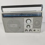 Magnavox D2600 Power Booster 2-BAND Receiver Portable Radio Vtg 80S Rare. Fixed Price $29.99.